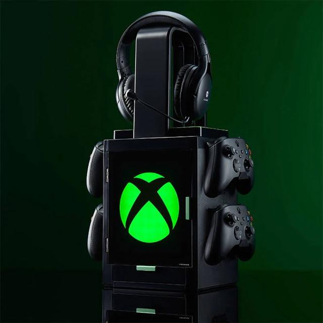 Numskull Xbox Light Locker - kontroller állvány LED világítással