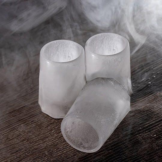 Feles pohár jégkocka készítő