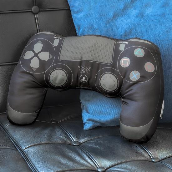 Playstation 4 kontroller formájú nyakpárna