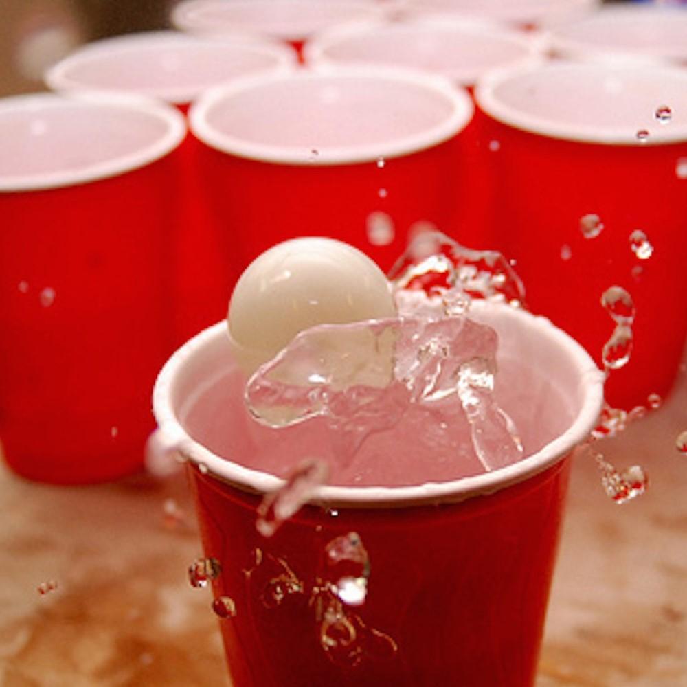 Beer Pong műanyag pohár szett ping pong labdákkal - kicsi