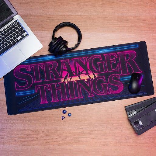 Stranger Things logó XL gaming egérpad